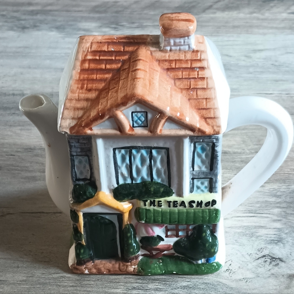 Vtg Lillian Vernon Teashop Teapot Signed Cottage Granny Collectible